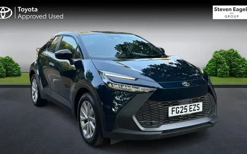 Used Toyota C-HR 140 HP (102 kW) 2026 SUV