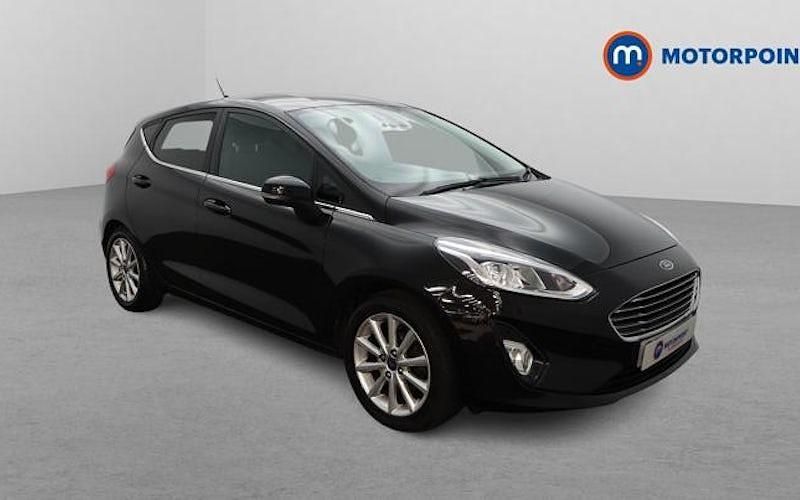Usado Ford Fiesta Titanium 101 HP (74 kW) 2020 Preto Citadino
