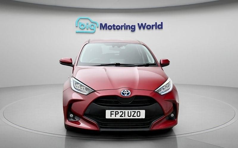 Used Toyota Yaris Hybrid Design 116 HP (85 kW) 2026 Hatchback