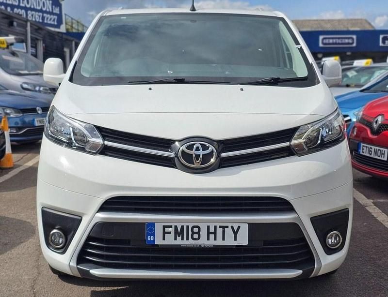 Used Toyota Proace Comfort 2018 White MPV