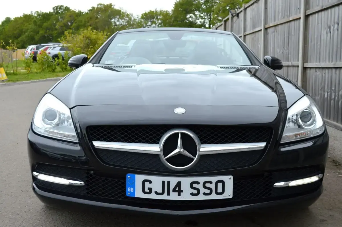 Begagnad Mercedes SLK250 2014 Svart Cab