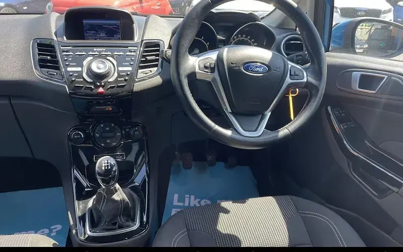 Used Ford Fiesta Titanium 101 HP (74 kW) 2017 Hatchback