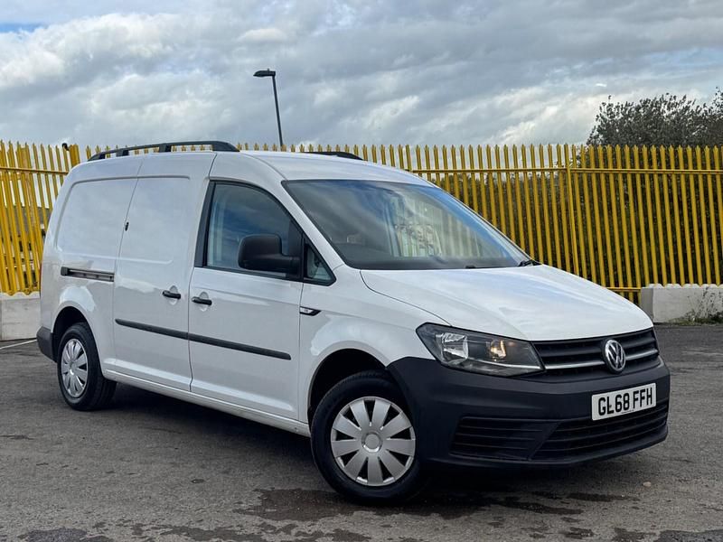 White Used 2018 VW Caddy Maxi Startline MPV | £8,694 (Fair price) - Image 1/4