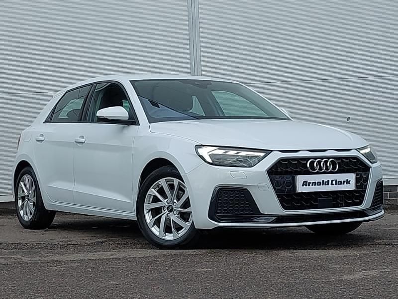 Used Audi A1 Sport 110 HP (80 kW) 2022 White SUV