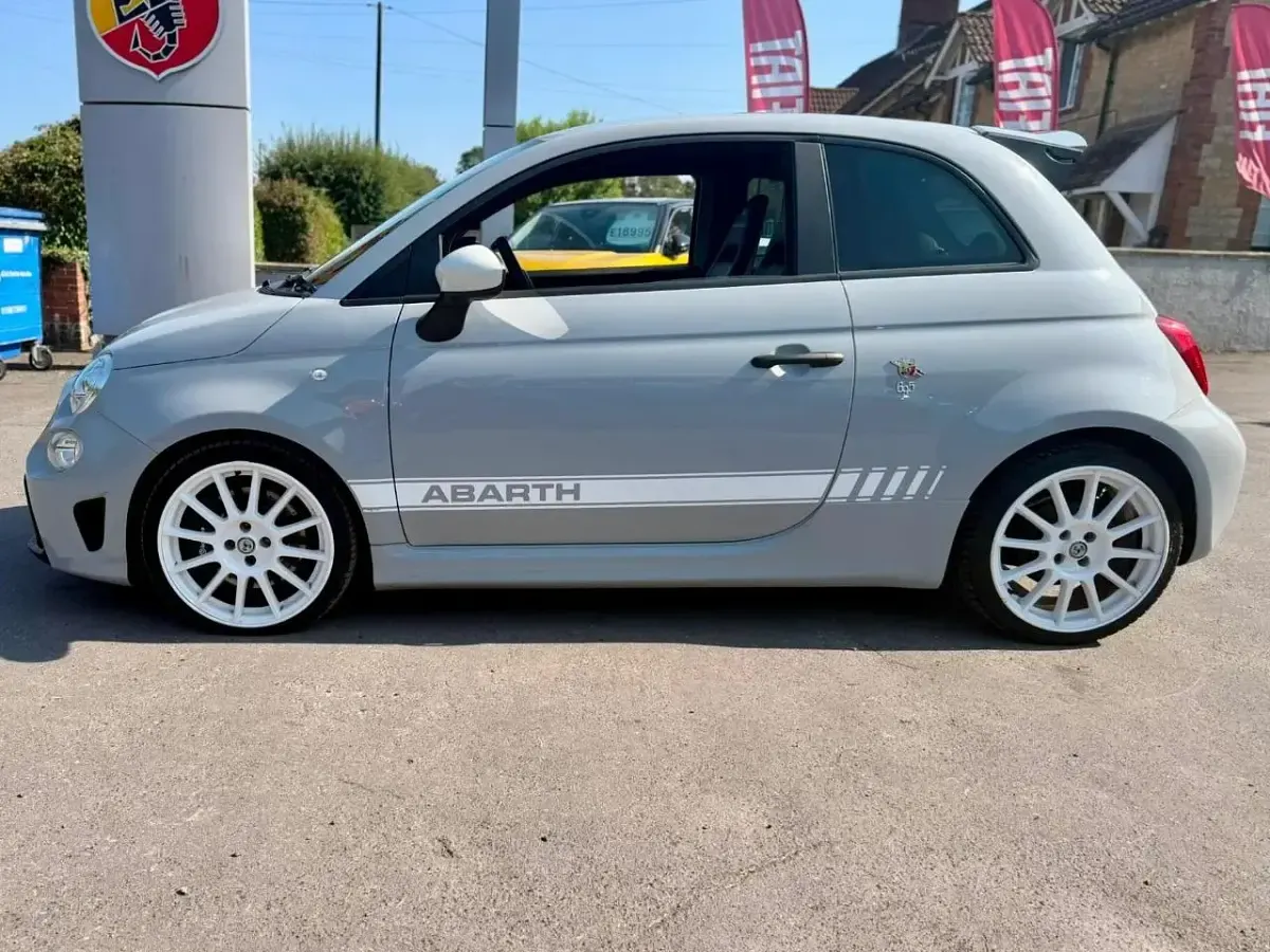 Used Abarth 695 Esseesse 180 HP (132 kW) 2022 Grey Hatchback