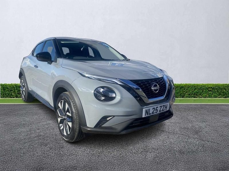 Grey New 2025 Nissan Juke Acenta Premium SUV | £17,999 (Fair price) - Image 1/4