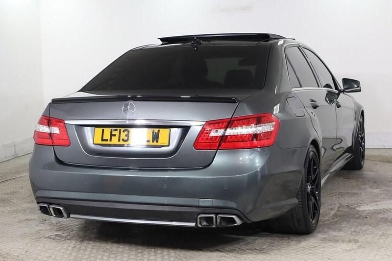 Used Mercedes E63 AMG AMG 525 HP (386 kW) 2013 Grey Sedan