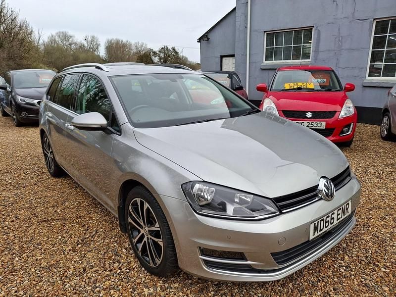 Begagnad VW Golf VII GT 184 HK (135 kW) 2017 Silver Kombi