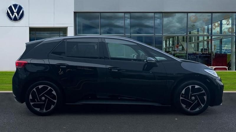 Nuevo VW ID.3 Pro 150 kW (204 CV) 2026 Negro Utilitario