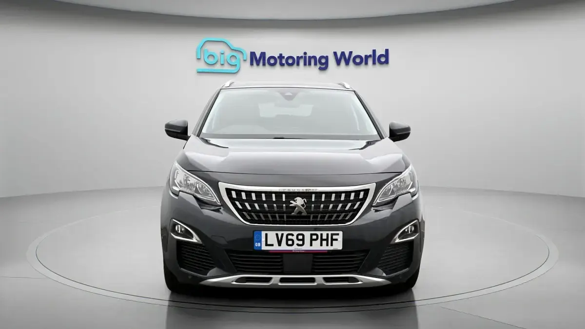 Used Peugeot 3008 Allure 131 HP (96 kW) 2019 Grey SUV