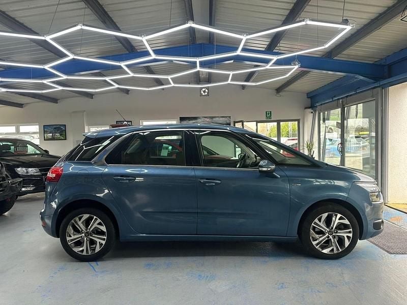 Used Citroën C4 Picasso Exclusive 2016 Blue MPV