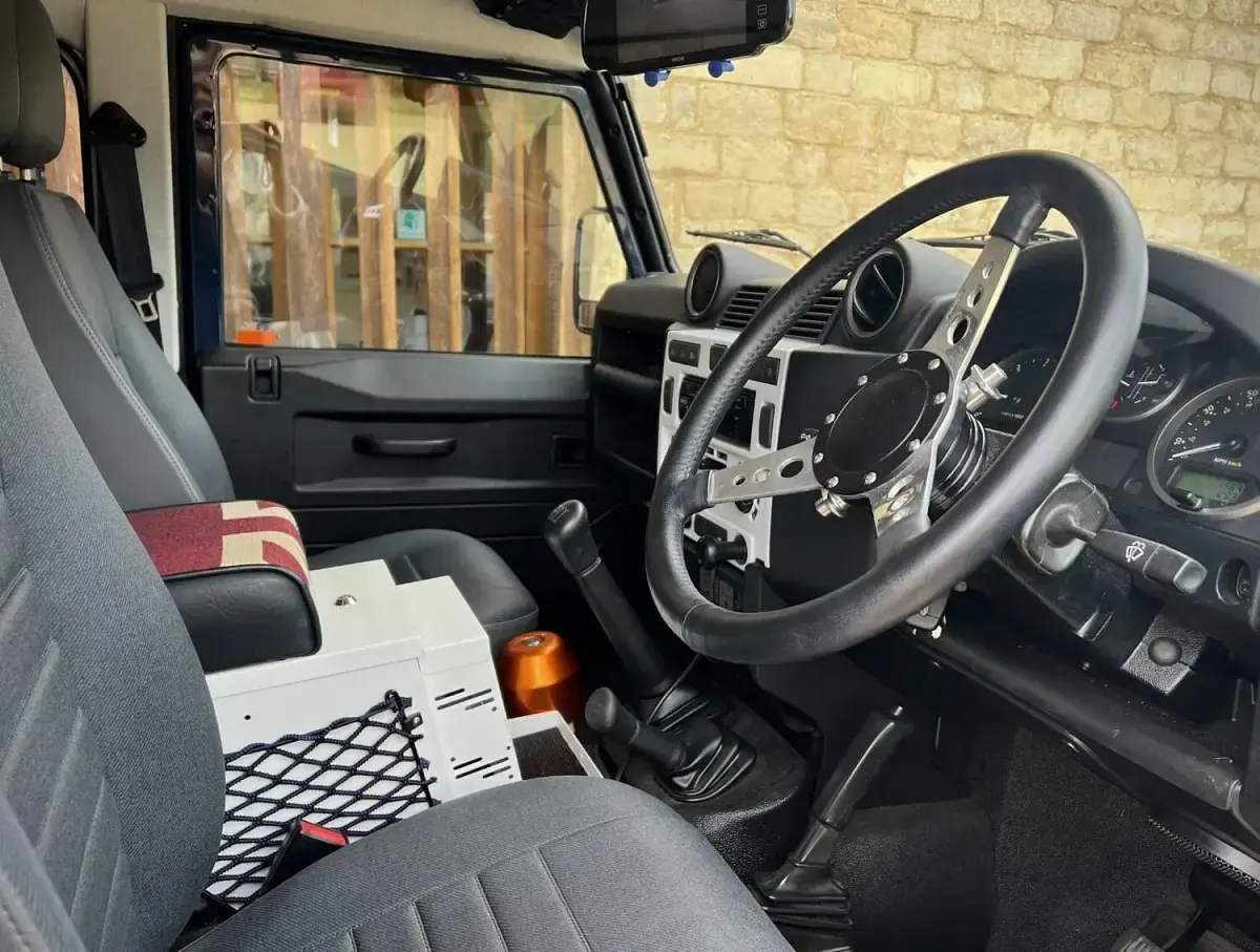 Used Land Rover Defender 2012 Blue Pickup