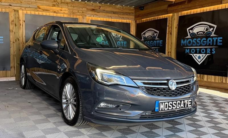 Used Vauxhall Astra Elite 150 HP (110 kW) 2016 Grey Hatchback