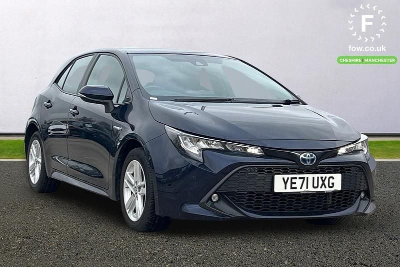 Used Toyota Corolla 122 HP (89 kW) 2022 Blue Hatchback