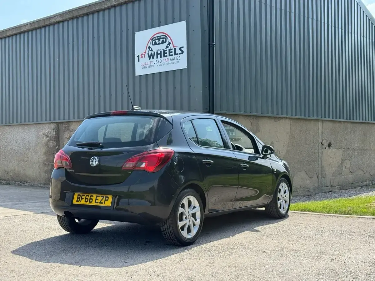 Used Vauxhall Corsa SRi 2016 Black Hatchback