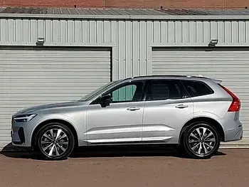 Used Volvo XC60 Plus 197 HP (144 kW) 2022 Silver SUV