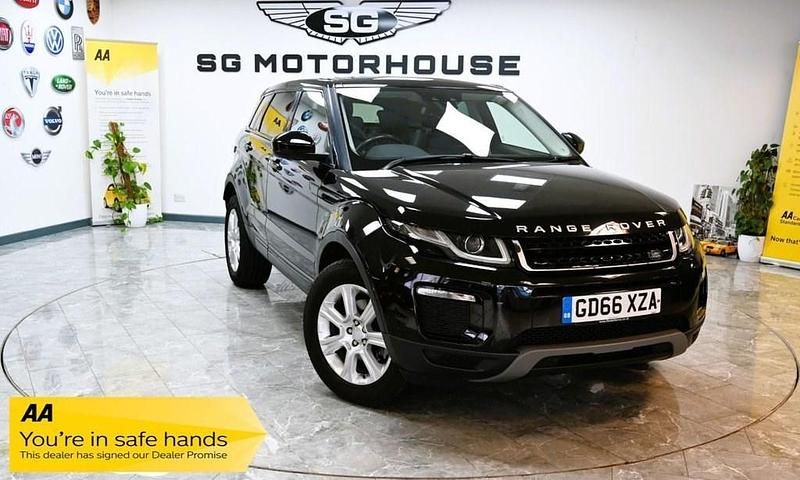 Black Used 2017 Land Rover Range Rover evoque SE Estate | £10,985 (Super price) - Image 1/4