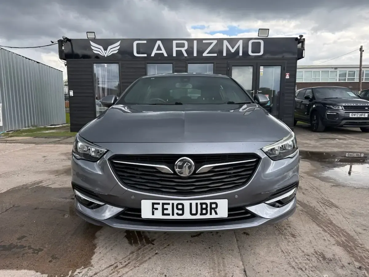 Używany Vauxhall Insignia SRi 2019 Szary Hatchback