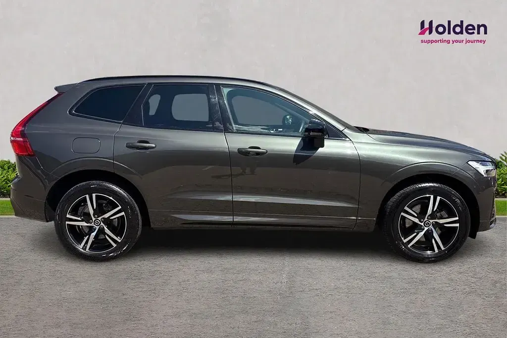 Used Volvo XC60 R-Design 2022 Grey SUV