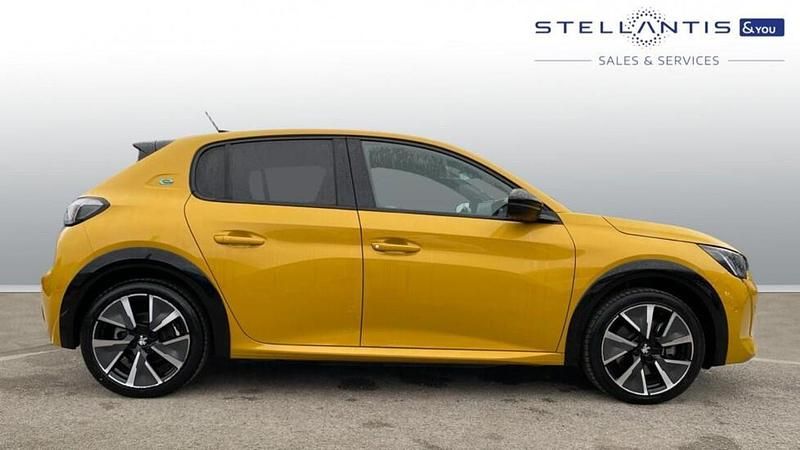 Yellow Used 2021 Peugeot e-208 GT Hatchback | £13,563 (Fair price) - Image 1/3