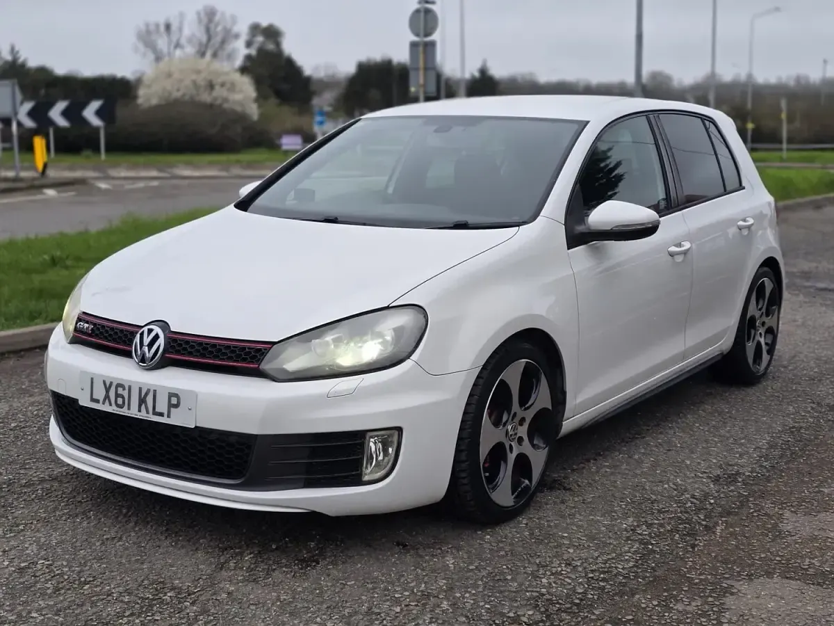 Used VW Golf VI Sportline 2011 White Hatchback