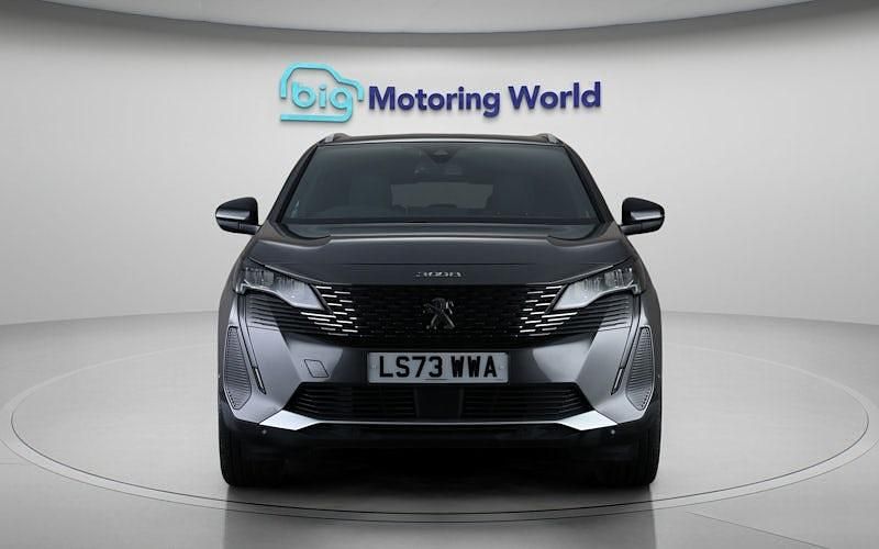 Used Peugeot 3008 Allure+ 179 HP (131 kW) 2023 Grey SUV