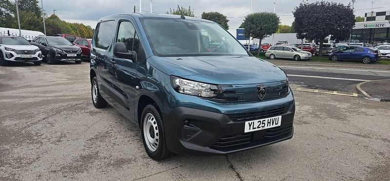 Blue New 2025 Peugeot Partner S MPV | £16,600 (Fair price) - Image 1/4