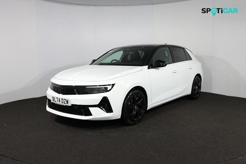 Used Vauxhall Astra S 128 HP (94 kW) 2024 White Hatchback