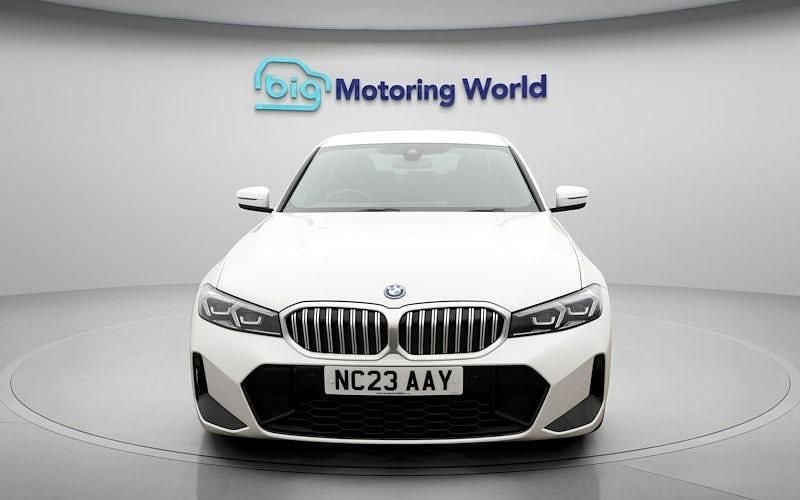 Used BMW 330e M Sport 292 HP (214 kW) 2023 White Sedan