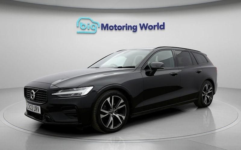 Used Volvo V60 R-Design 163 HP (119 kW) 2021 Estate
