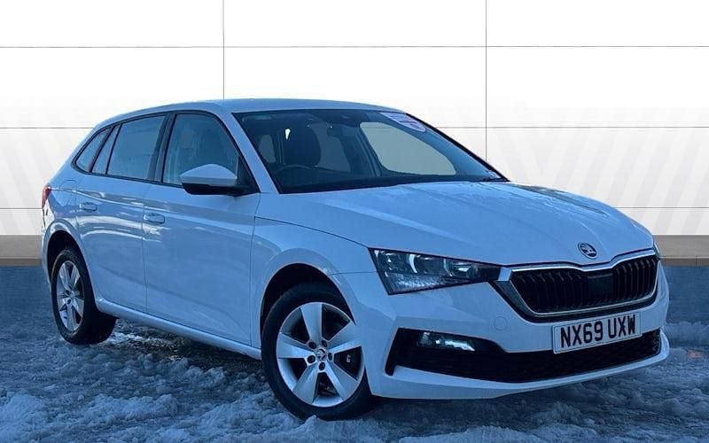 White Used 2019 Skoda Scala SE Hatchback | £10,370 (Fair price) - Image 1/4
