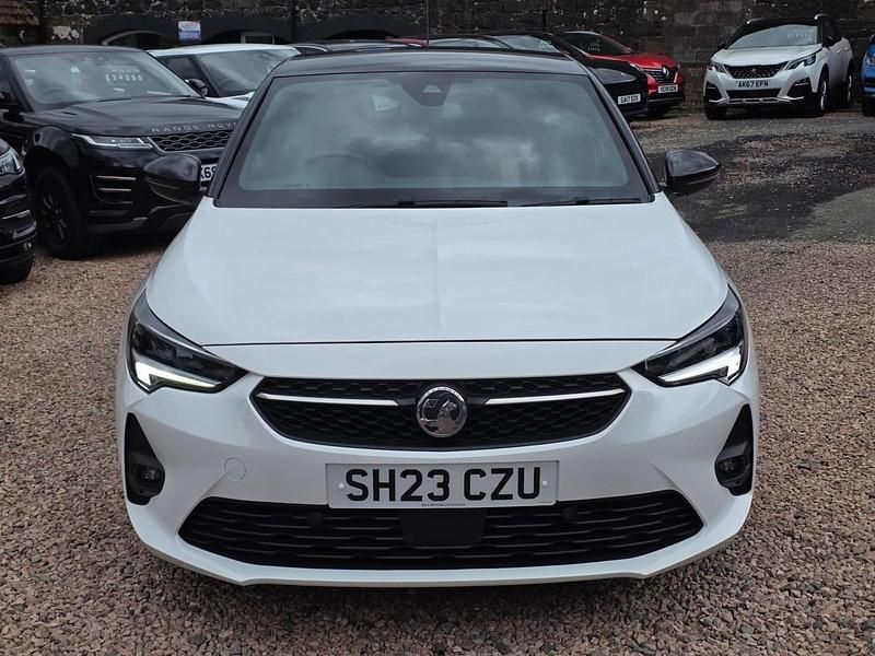 Second-hand Vauxhall Corsa 2023 Alb Hatchback