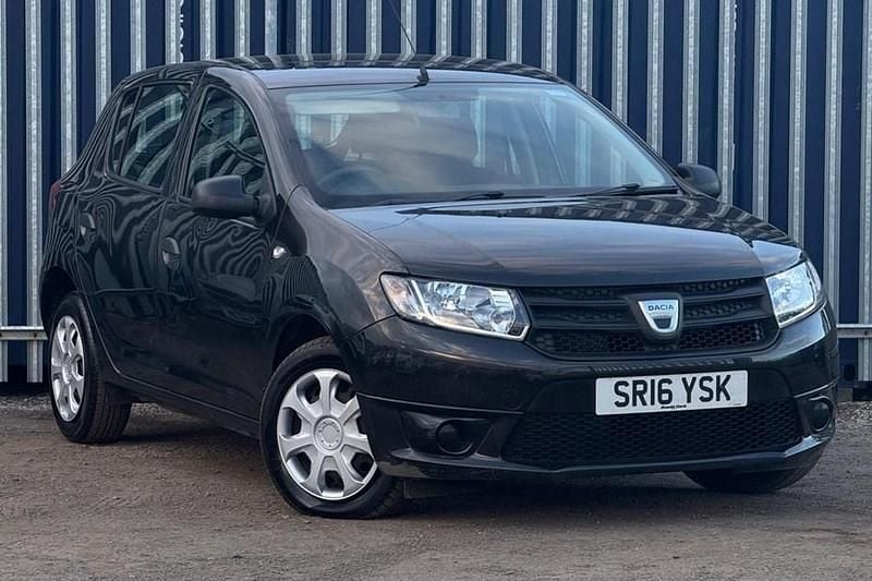 Used Dacia Sandero Ambiance 73 HP (53 kW) 2016 Black Hatchback