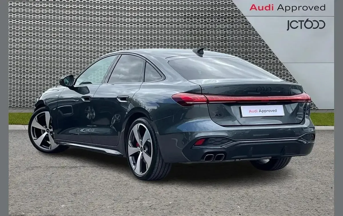 Used Audi A5 Comfort 204 HP (150 kW) 2026 Grey Sedan