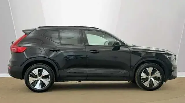 Used Volvo XC40 Plus 208 HP (152 kW) 2023 SUV