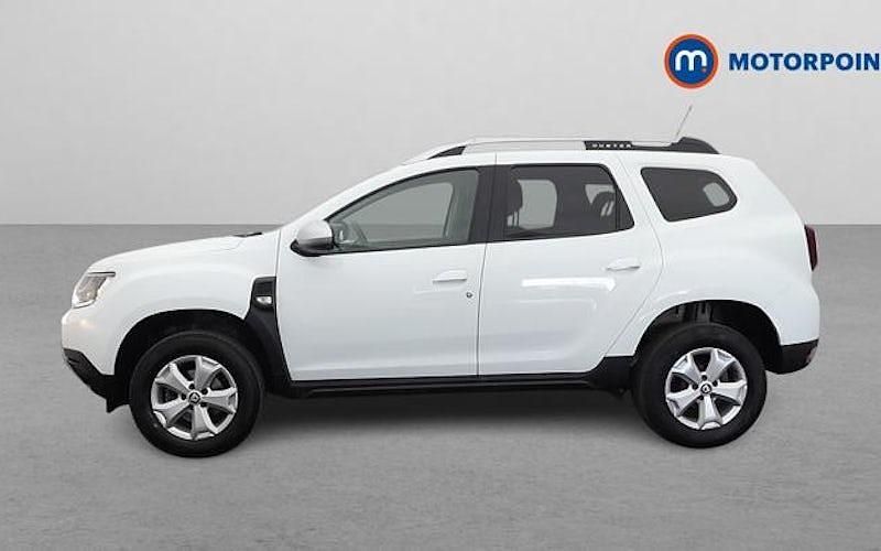 Used Dacia Duster Comfort 101 HP (74 kW) 2020 White SUV