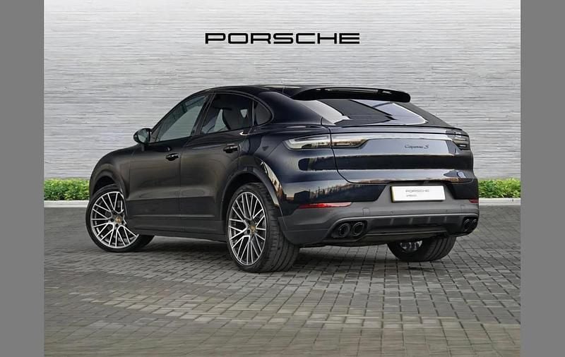 Used Porsche Cayenne S 434 HP (319 kW) 2022 Blue SUV