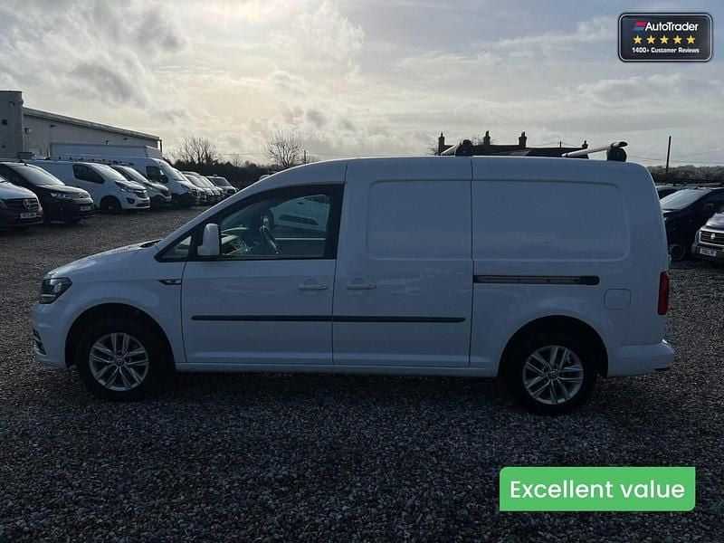 White Used 2018 VW Caddy Maxi Highline MPV | £11,449 (Fair price) - Image 1/4