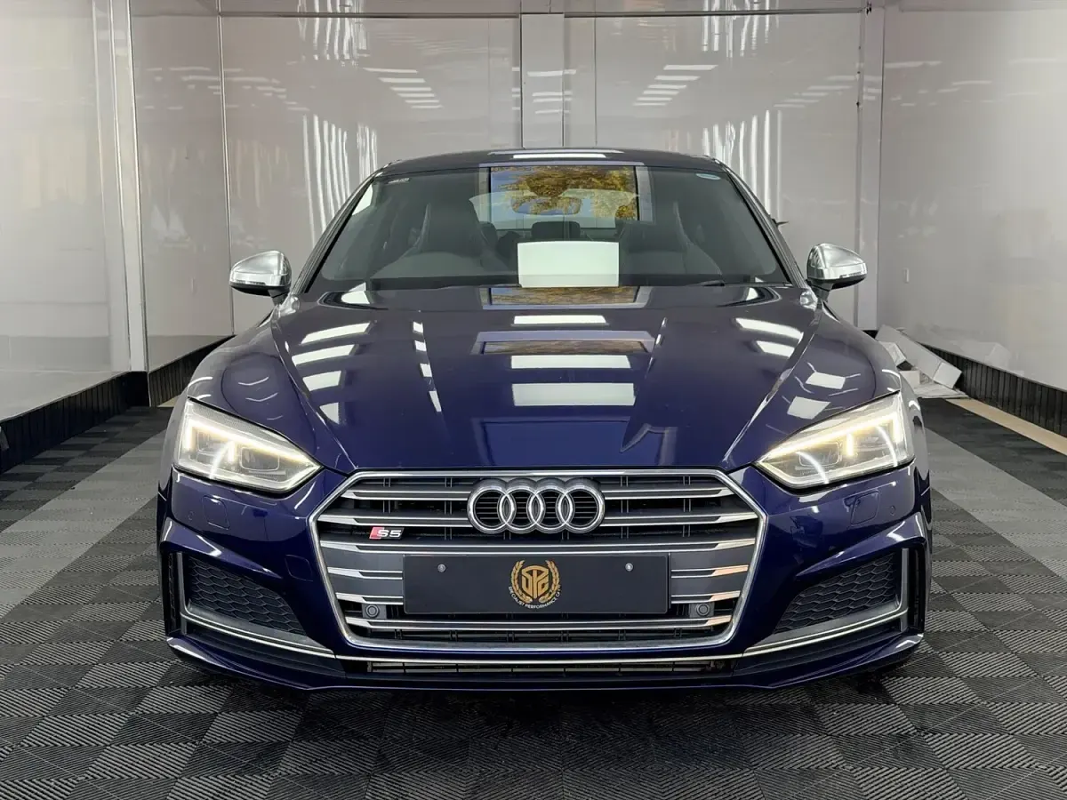 Used Audi A5 Performance 272 HP (200 kW) 2017 Blue Coupe