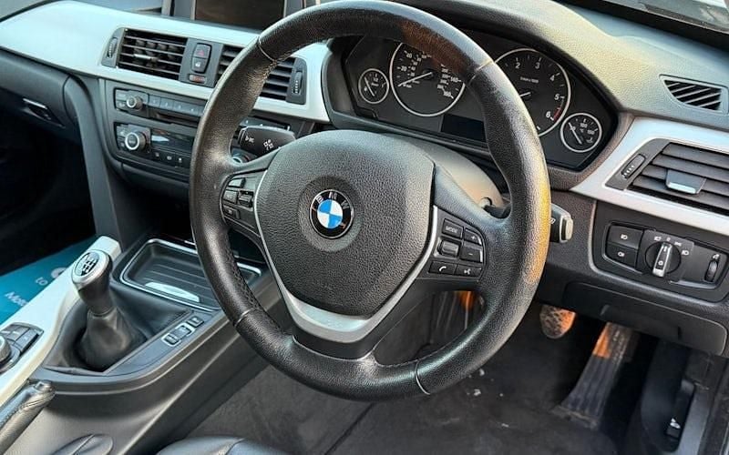 Used BMW 320 184 HP (135 kW) 2014 Hatchback