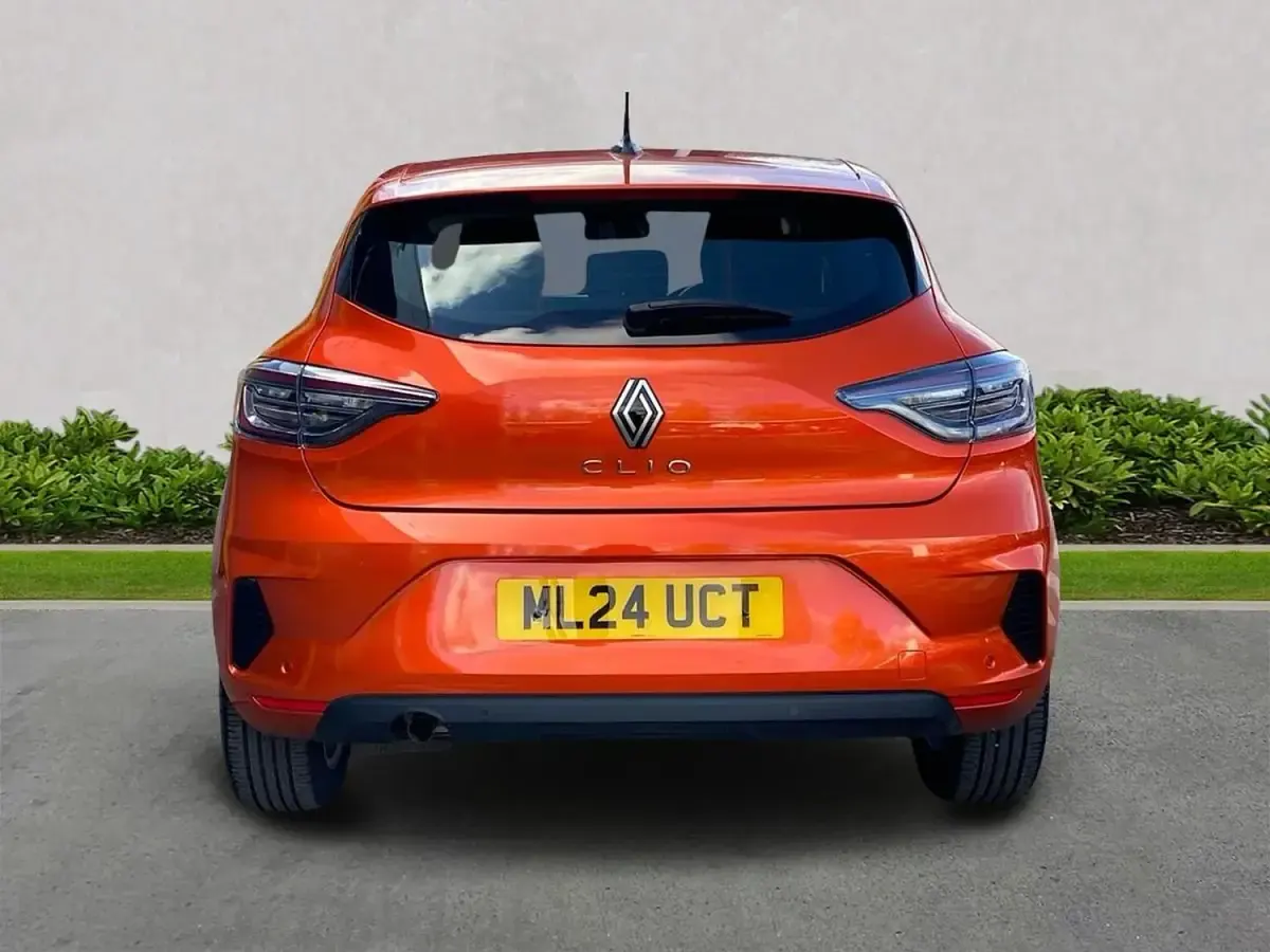 Gebraucht Renault Clio V Evolution 90 PS (66 kW) 2024 Orange Kleinwagen