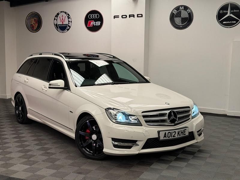 Used Mercedes C250 2012 White Estate