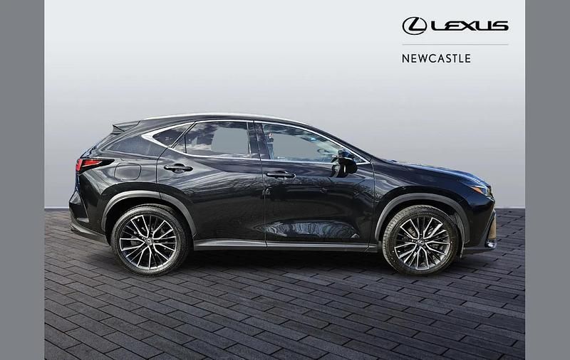 Used Lexus NX450h+ 301 HP (221 kW) 2022 Black SUV