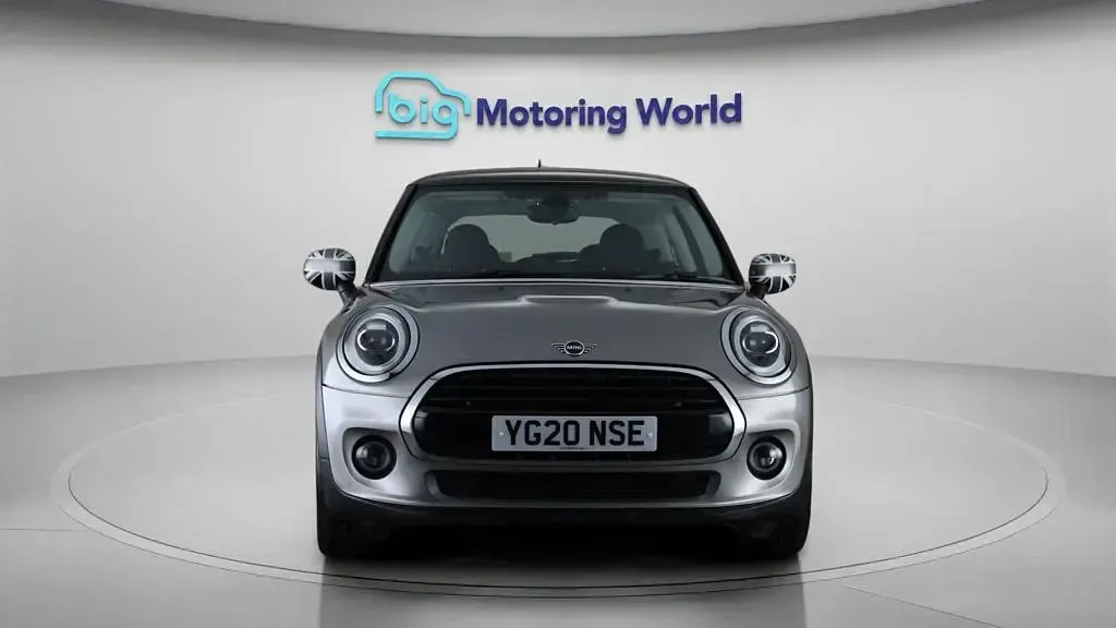 Used Mini Cooper Classic 136 HP (100 kW) 2020 Silver Hatchback