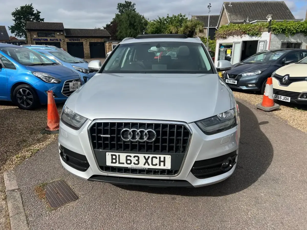 Usado Audi Q3 170 HP (125 kW) 2014 Prateado SUV
