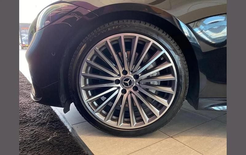 Used Mercedes C220 AMG Line Premium 196 HP (144 kW) 2022 Black Estate