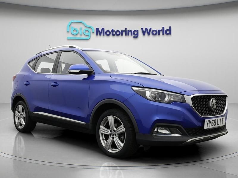 Blue Used 2020 MG ZS Exclusive Hatchback | £11,300 (Good price) - Image 1/4