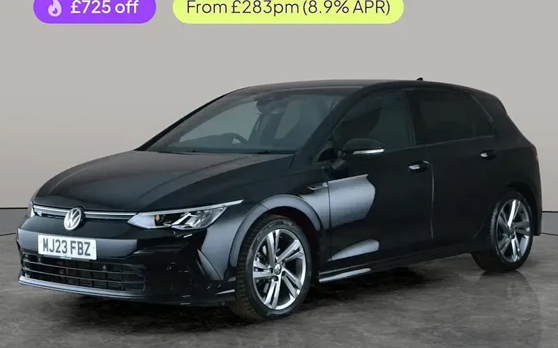 Used VW Golf VIII R-line 150 HP (110 kW) 2023 Hatchback