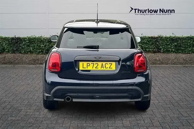 Usado Mini Cooper Exclusive 136 HP (100 kW) 2022 Azul Citadino