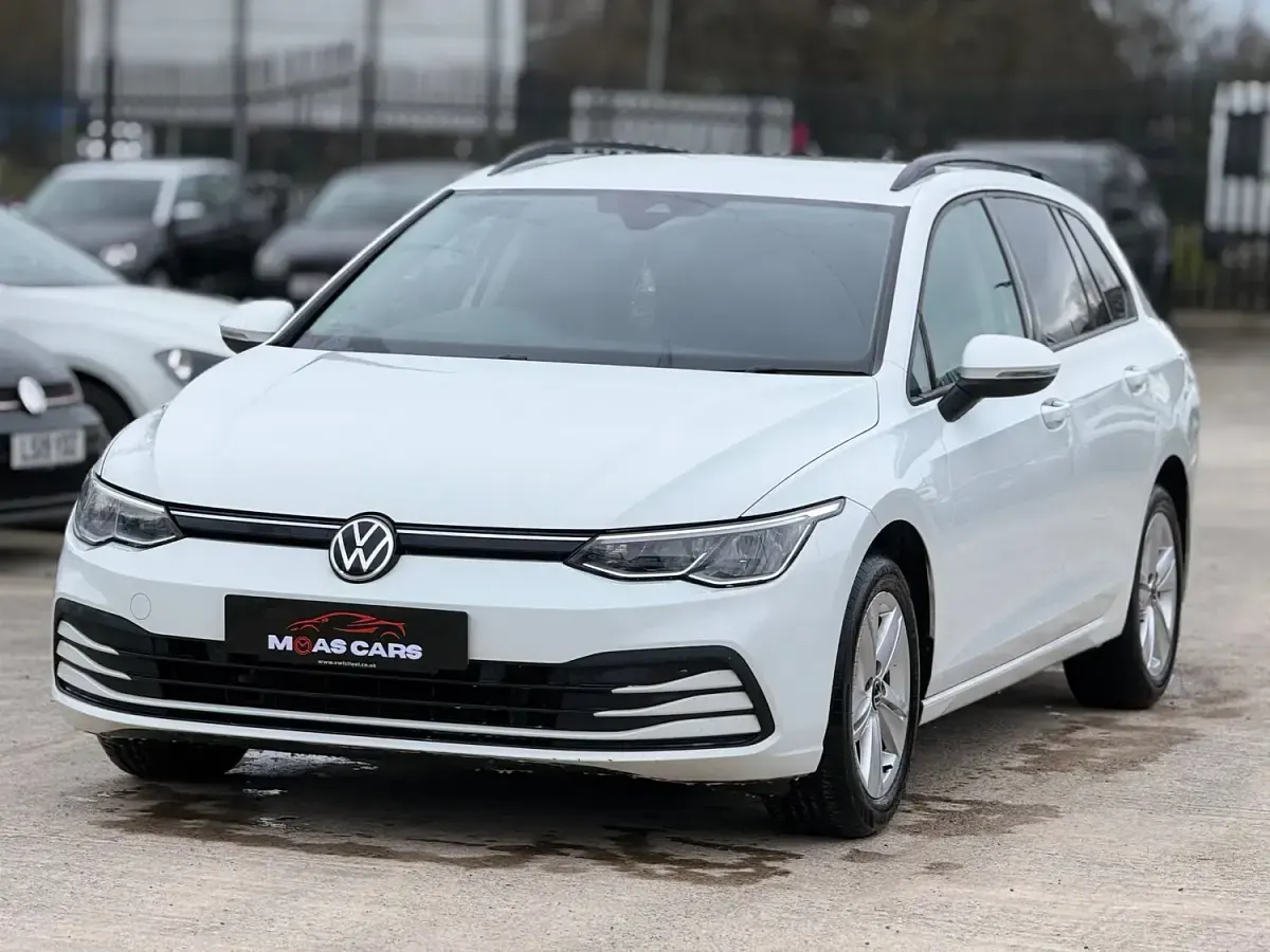 Used VW Golf VII S 150 HP (110 kW) 2021 White Hatchback